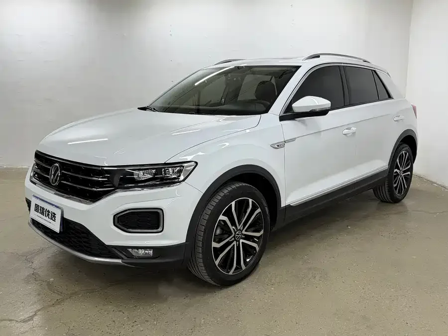 Volkswagen T-ROC T-ROC 2021 280TSI DSG 2WD Comfort Smart Edition 2022 — фото 1, купить с доставкой в Москву