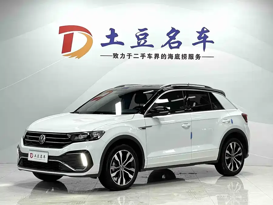 Volkswagen T-ROC T-ROC 2022 280TSI DSG 2WD R-Line Pro PLUS 2022 — фото 1, купить с доставкой в Москву