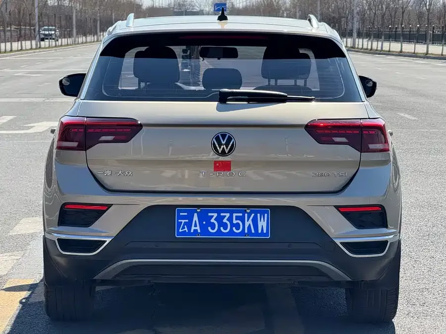 Volkswagen T-ROC T-ROC 2022 280TSI DSG 2WD Comfort PLUS 2022 — миниатюра 3