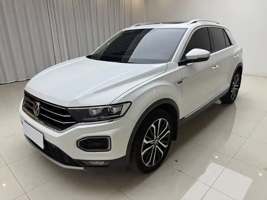 Volkswagen T-ROC T-ROC 2022 280TSI DSG 2WD Comfort PLUS 2022 — фото 1, купить с доставкой в Москву