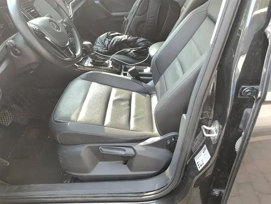 Volkswagen T-ROC T-ROC 2021 280TSI DSG 2WD Comfort Smart Edition 2022 — миниатюра 3