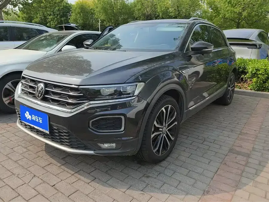 Volkswagen T-ROC T-ROC 2021 280TSI DSG 2WD Comfort Smart Edition 2022 — фото 1, купить с доставкой в Москву
