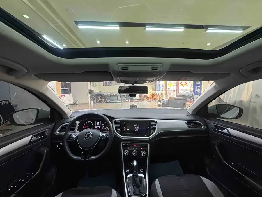 Volkswagen T-ROC T-ROC 2022 280TSI DSG 2WD Elite PLUS 2022 — миниатюра 5