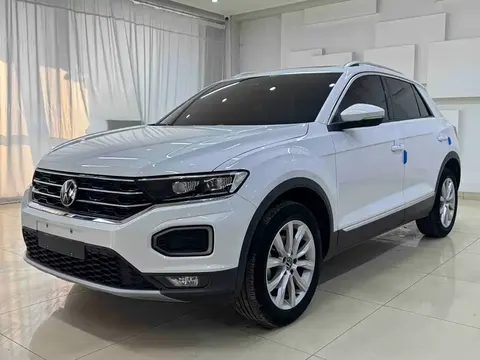 Volkswagen T-ROC 2022 buy in Moscow