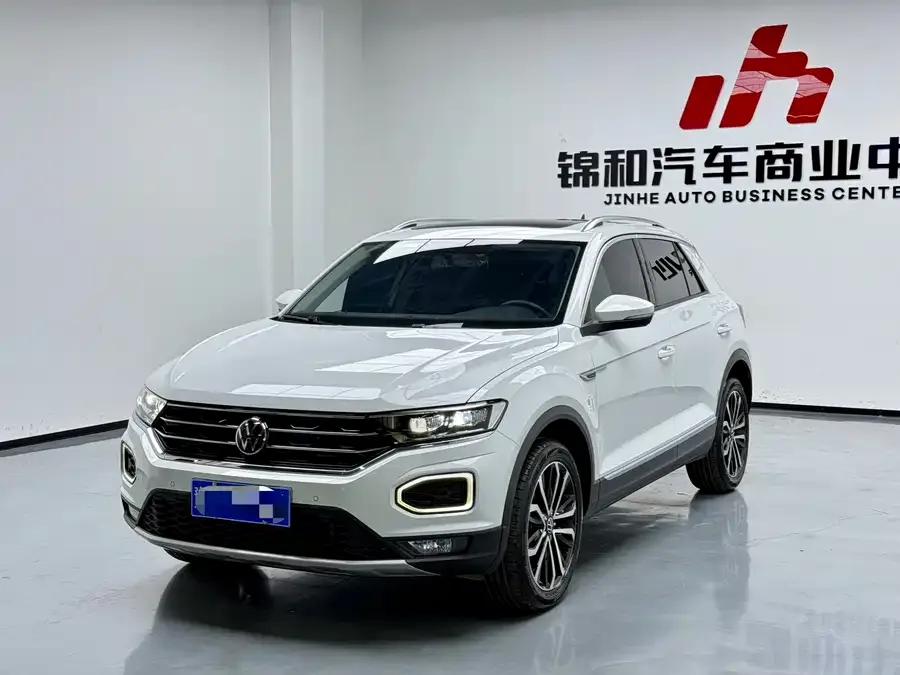 Volkswagen T-ROC T-ROC 2022 280TSI DSG 2WD Comfort PLUS 2022 — фото 1, купить с доставкой в Москву