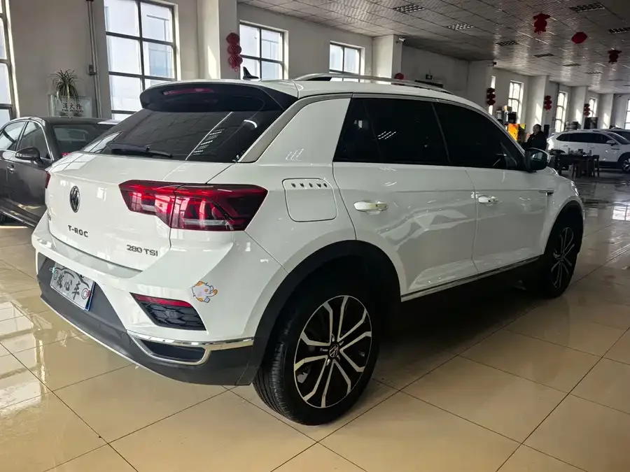 Volkswagen T-ROC T-ROC 2022 280TSI DSG 2WD Comfort PLUS 2023 — миниатюра 2