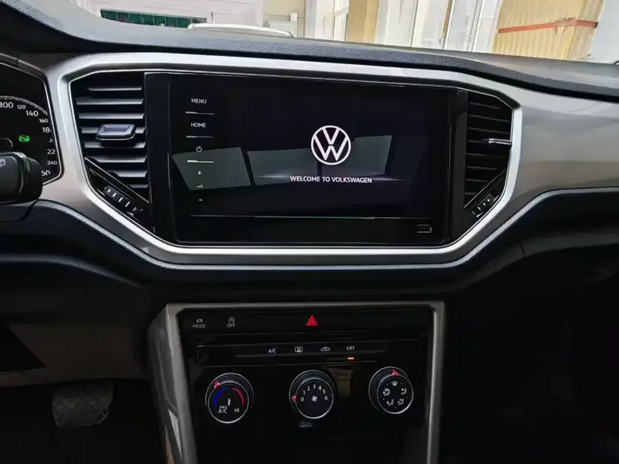 Volkswagen T-ROC T-ROC 2022 280TSI DSG 2WD Elite PLUS 2022 — миниатюра 4