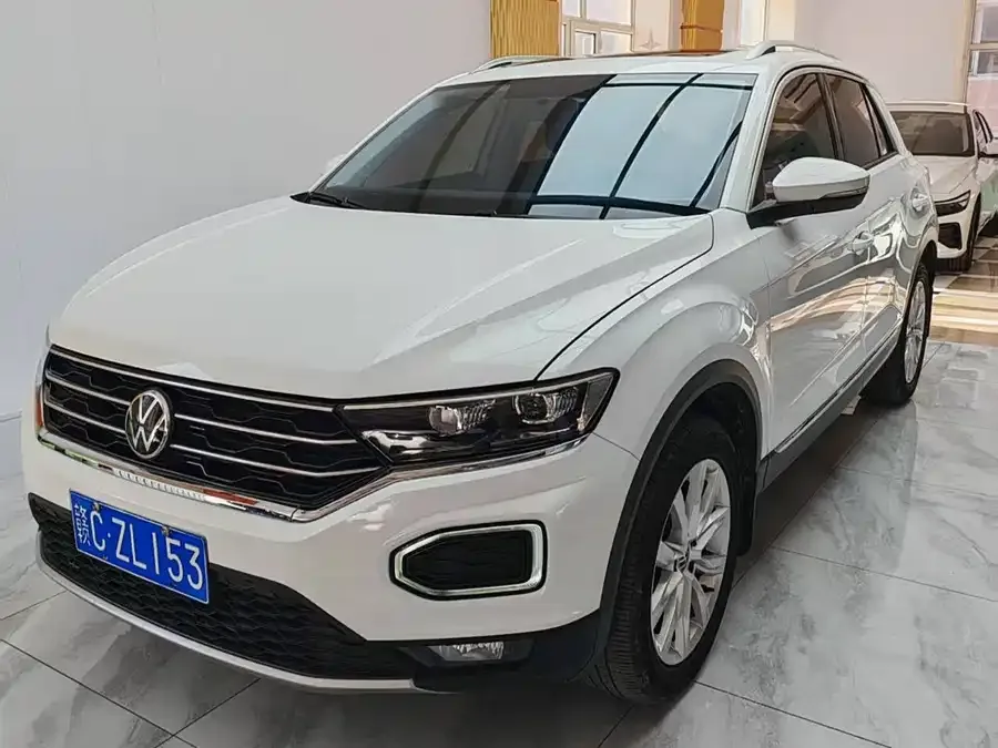 Volkswagen T-ROC T-ROC 2022 280TSI DSG 2WD Elite PLUS 2022 — фото 1, купить с доставкой в Москву
