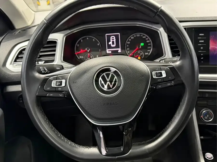 Volkswagen T-ROC T-ROC 2022 280TSI DSG 2WD Elite PLUS 2023 — миниатюра 4