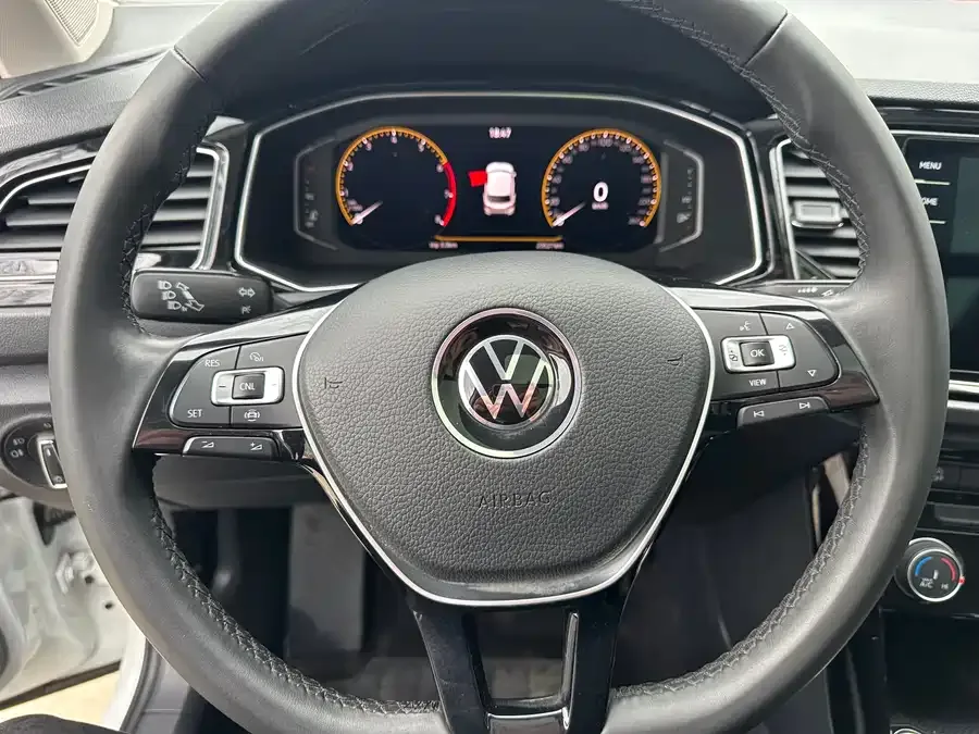 Volkswagen T-ROC T-ROC 2022 280TSI DSG 2WD Comfort PLUS 2022 — миниатюра 4