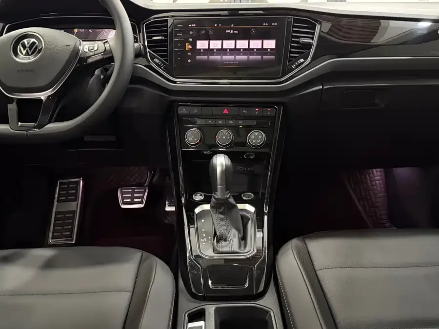 Volkswagen T-ROC T-ROC 2022 280TSI DSG 2WD Comfort PLUS 2023 — миниатюра 3