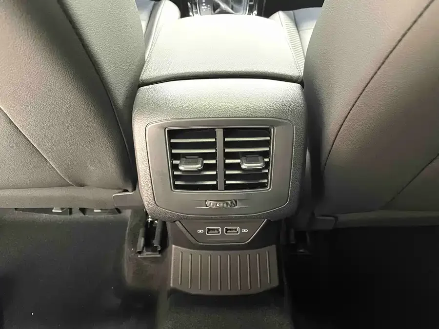 Volkswagen T-ROC T-ROC 2022 280TSI DSG 2WD Comfort PLUS 2022 — миниатюра 3