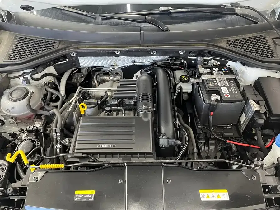 Volkswagen T-ROC T-ROC 2022 280TSI DSG 2WD Comfort PLUS 2023 — миниатюра 5