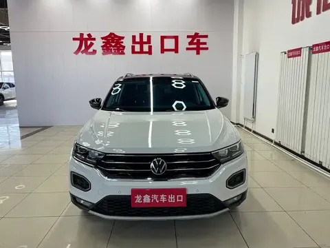 Volkswagen T-ROC 2023 buy in Moscow