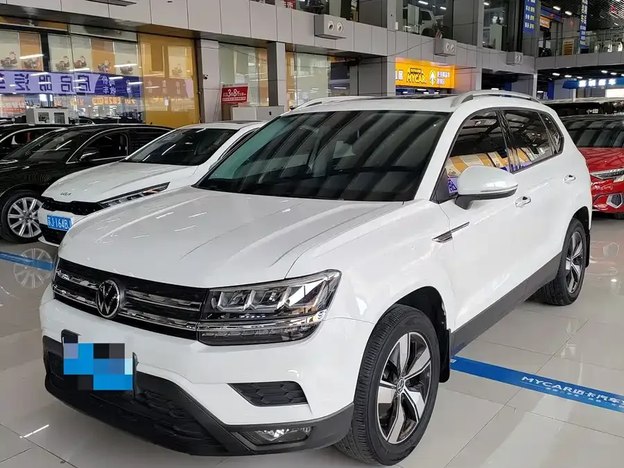 Volkswagen Tiguan (Tharu) Tuyue 2022 280TSI 2WD Comfort Edition 2022 — фото 1, купить с доставкой в Москву