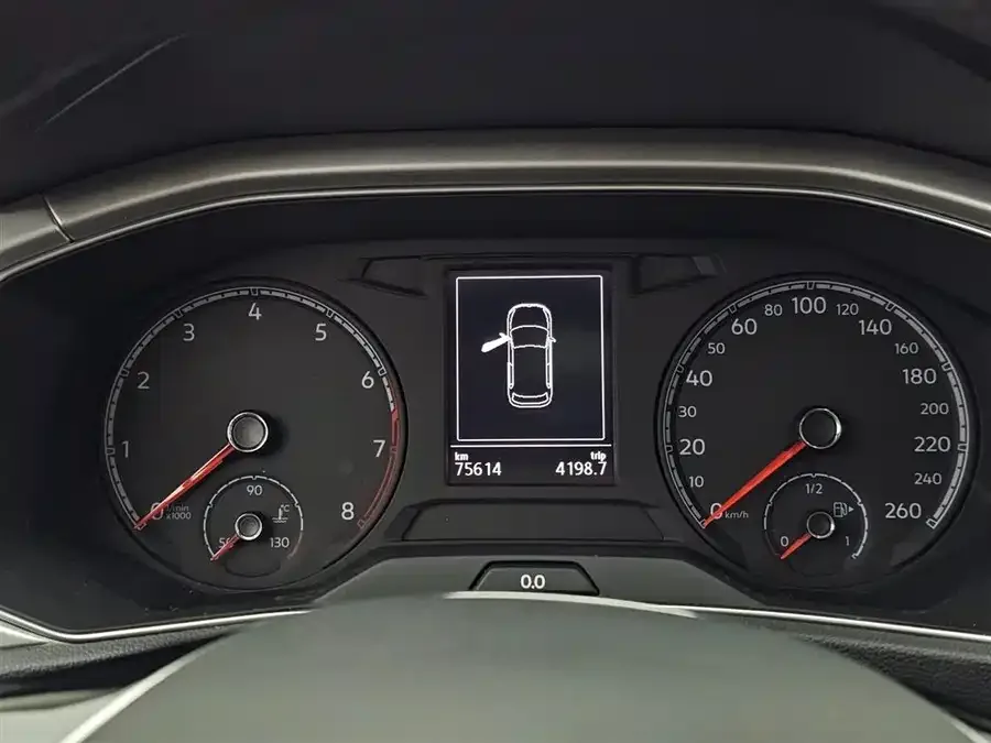 Volkswagen T-ROC T-ROC 2021 280TSI DSG 2WD Elite Smart Edition 2022 — миниатюра 2