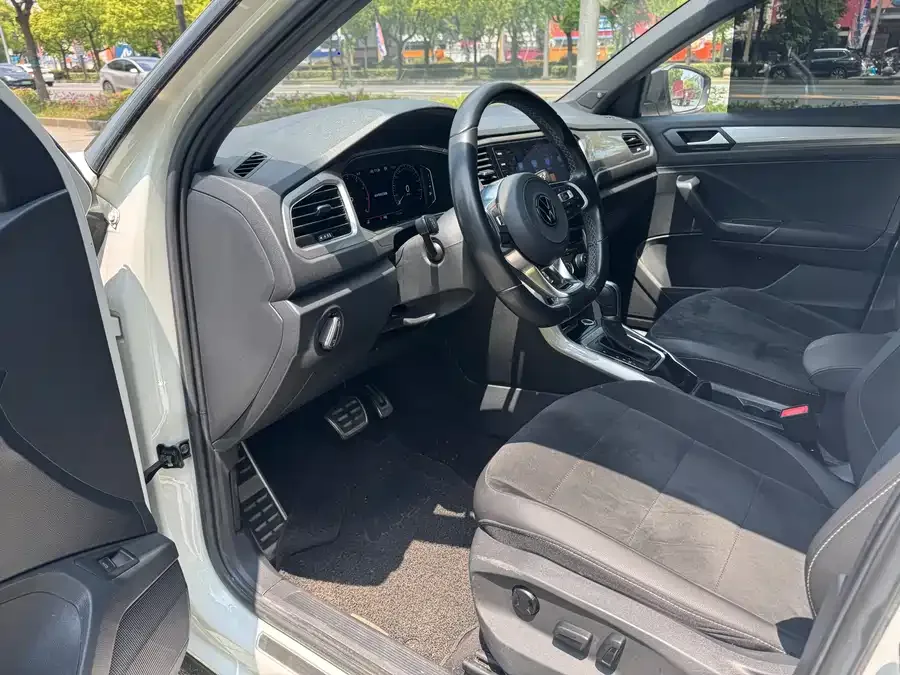 Volkswagen T-ROC T-ROC 2022 280TSI DSG 2WD R-Line Pro PLUS 2023 — миниатюра 2
