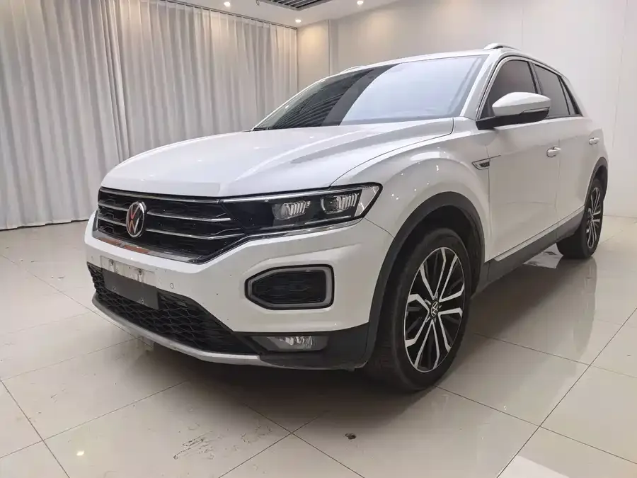 Volkswagen T-ROC T-ROC 2022 280TSI DSG 2WD Comfort PLUS 2023 — фото 1, купить с доставкой в Москву