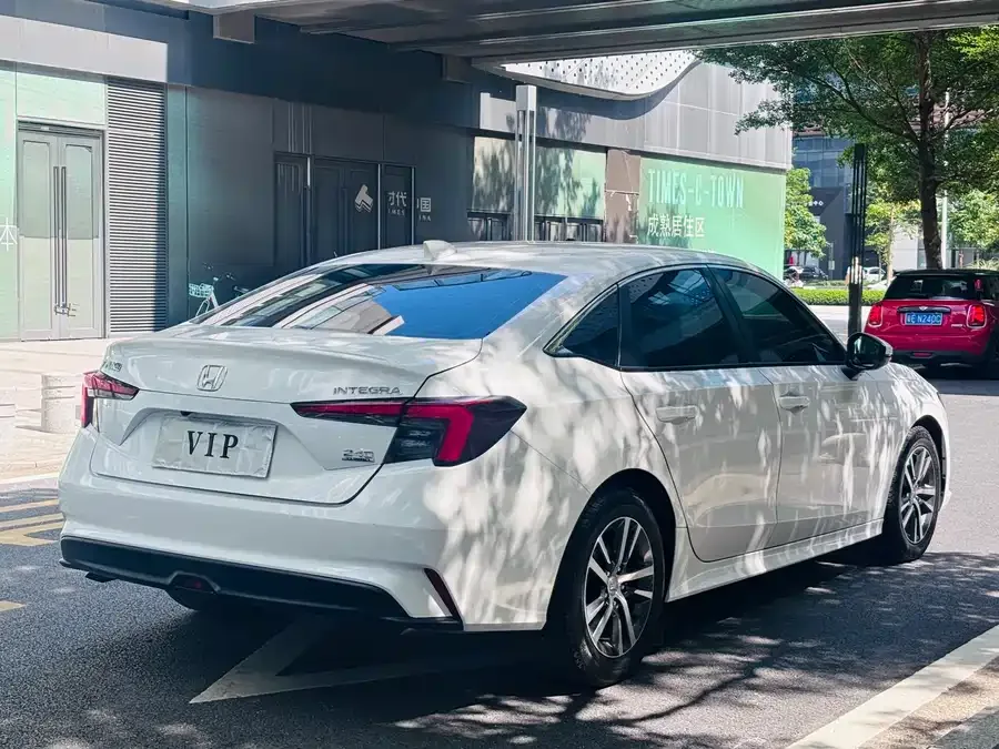 Honda Integra Stylish 2022 240TURBO CVT Technology Edition 2022 — миниатюра 2