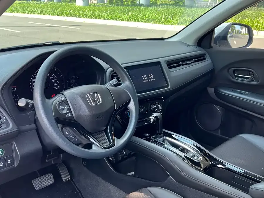 Honda Vezel 2022 VIZI 1.5L CVT Phantom Night Pioneer Edition 2022 — миниатюра 2