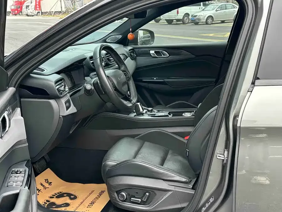 Lynk & Co 02 Hatchback Lynk & Co 02 Hatchback 2022 2.0TD Pro 2022 — миниатюра 2