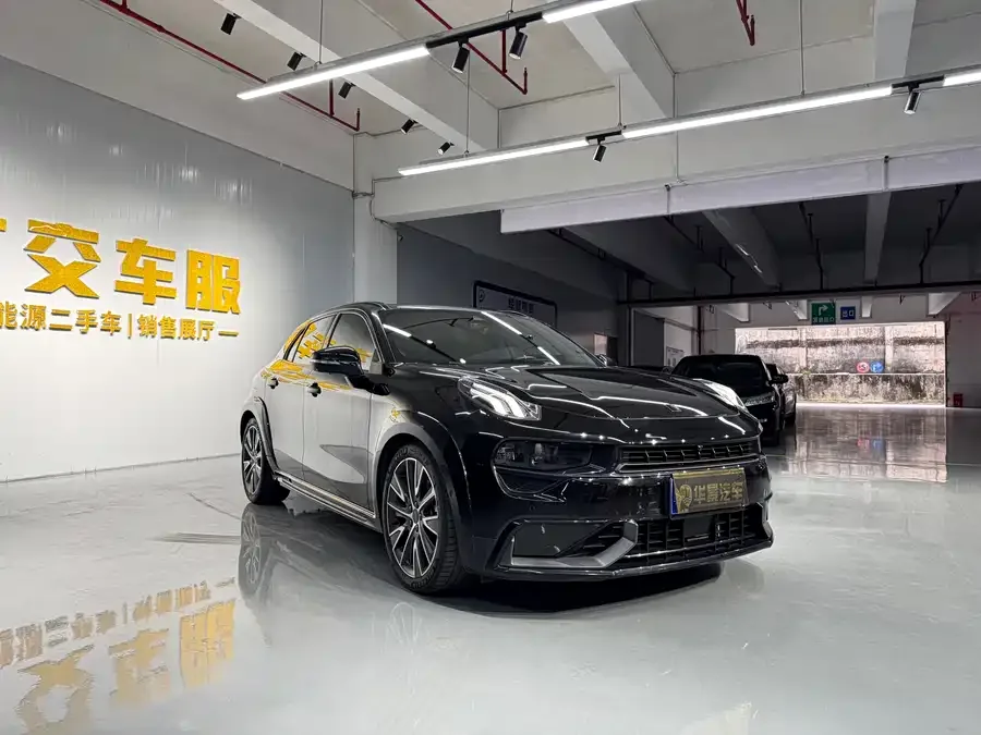 Lynk & Co 02 Hatchback Lynk & Co 02 Hatchback 2021 2.0TD Halo 2022 — миниатюра 2