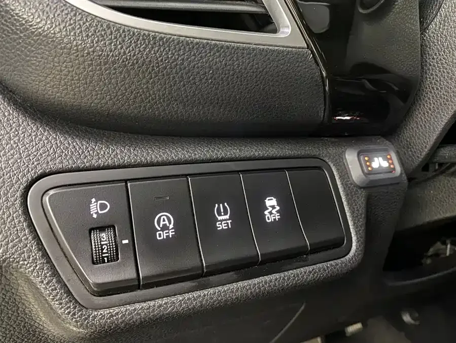 Kia KX3 Aopao (Seltos) KX3 2021 1.5L CVT Trend Edition 2022 — миниатюра 4