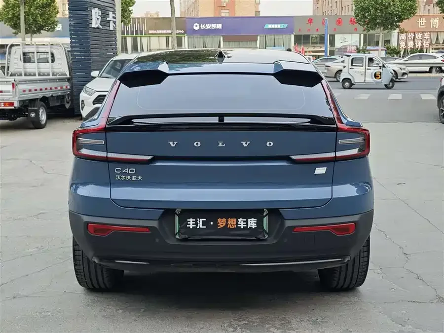 Volvo C40 2023 Long Range PRO 2023 — миниатюра 2