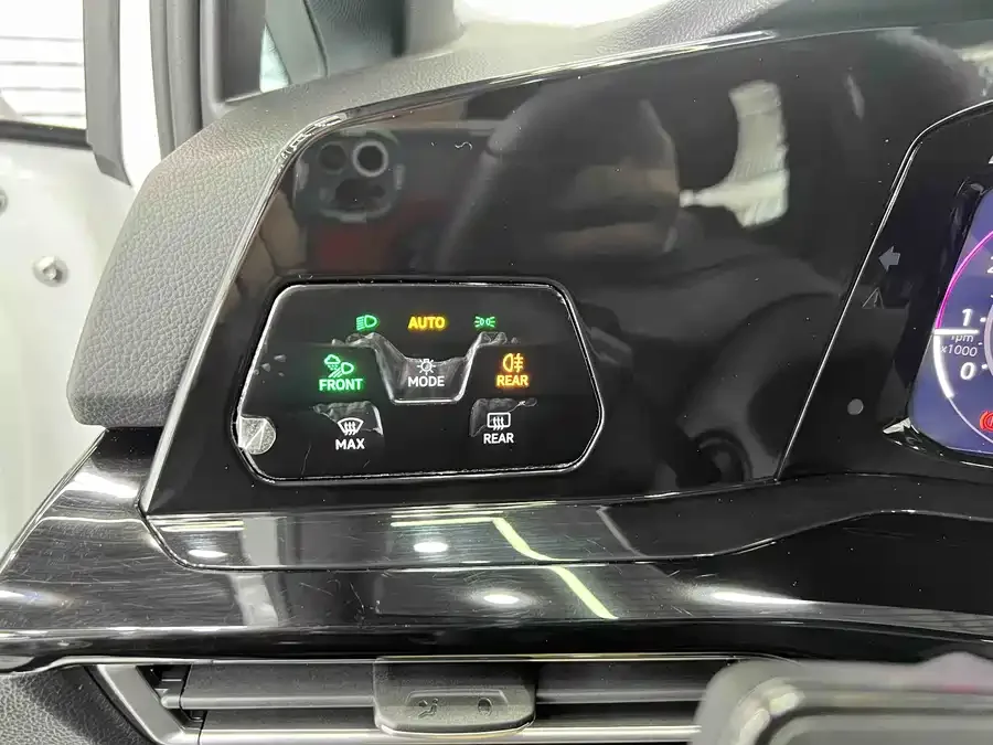 Volkswagen golf Golf 2021 280TSI DSG R-Line 2023 — миниатюра 3