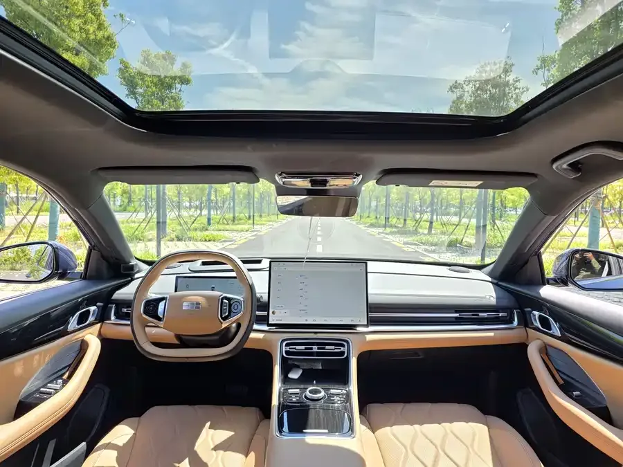 Geely Galaxy A7 Galaxy A7 2025 EM-i 150km Starship Edition 2025 — миниатюра 5
