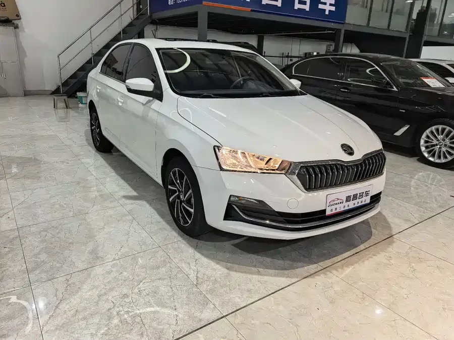 Skoda Rapid Xinrui 2022 1.5L Automatic Comfort Edition 2022 — миниатюра 5
