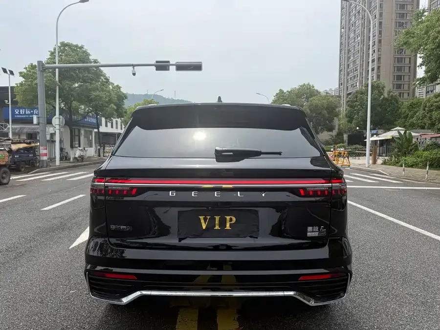 Geely Monjaro Geely Xingyue L 2026 Oriental Yao 2.0TD Automatic Star Edition 2025 — миниатюра 2
