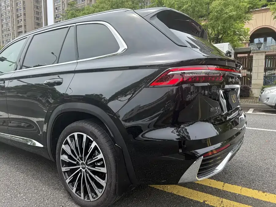Geely Monjaro Geely Xingyue L 2026 Oriental Yao 2.0TD Automatic Star Edition 2025 — миниатюра 4