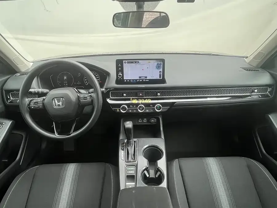 Honda Civic 2023 Civic HATCHBACK 240TURBO CVT Extreme Edition 2023 — миниатюра 3