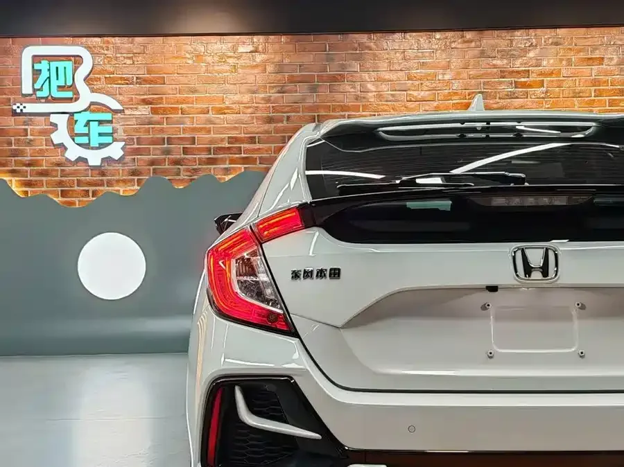 Honda Civic Civic 2021 HATCHBACK 220TURBO Manual Driving Fun Control 2022 — миниатюра 4