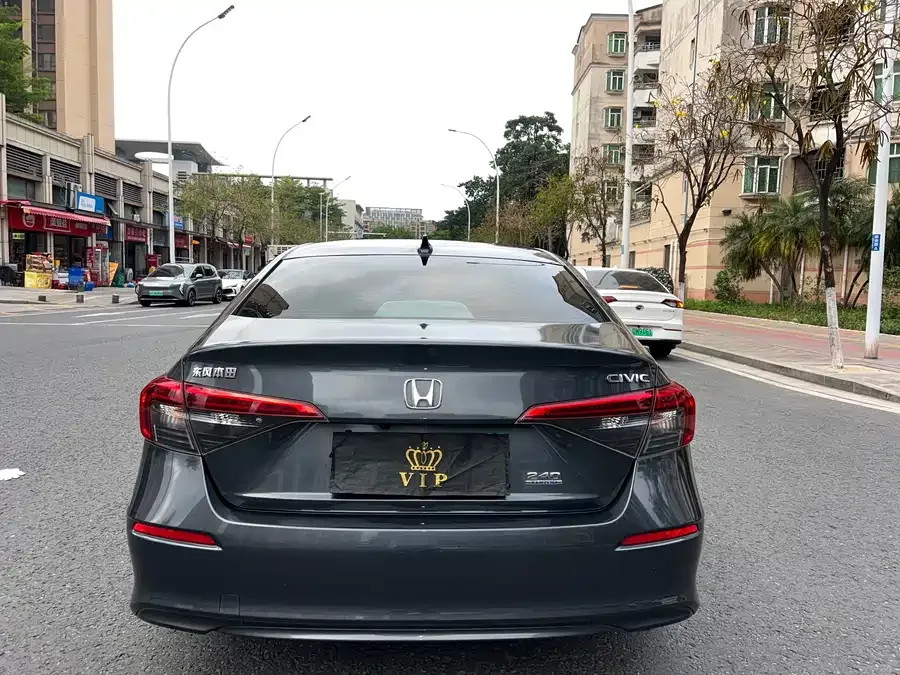 Honda Civic 2023 Civic 240TURBO CVT Power Edition 2023 — миниатюра 2