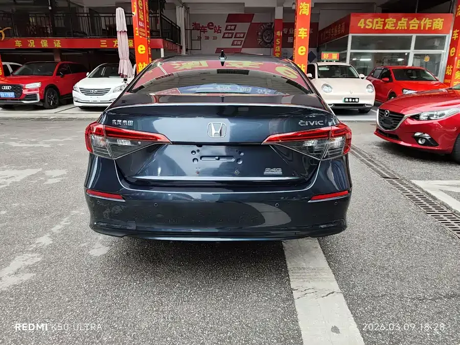 Honda Civic 2023 Civic 240TURBO CVT Sporty C-Stage Special Edition 2023 — миниатюра 2