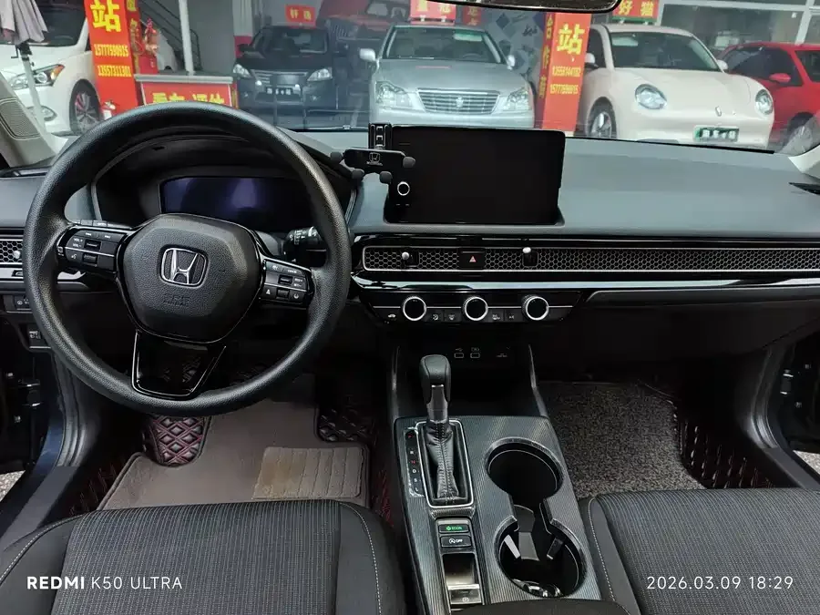 Honda Civic 2023 Civic 240TURBO CVT Sporty C-Stage Special Edition 2023 — миниатюра 4