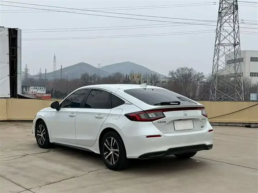 Honda Civic 2023 Civic HATCHBACK 240TURBO CVT Extreme Edition 2023 — миниатюра 2