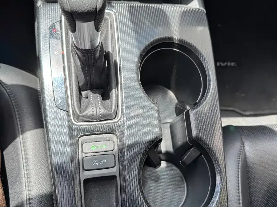 Honda Civic 2022 Civic 240TURBO CVT Dynamic Edition 2022 — миниатюра 4