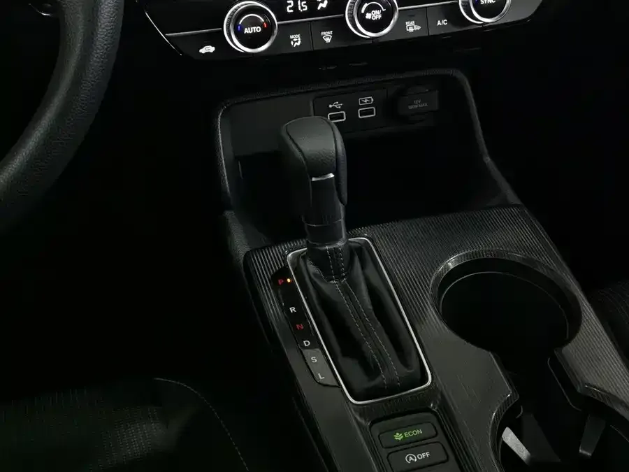 Honda Civic 2022 Civic 240TURBO CVT Dynamic Edition 2022 — миниатюра 4
