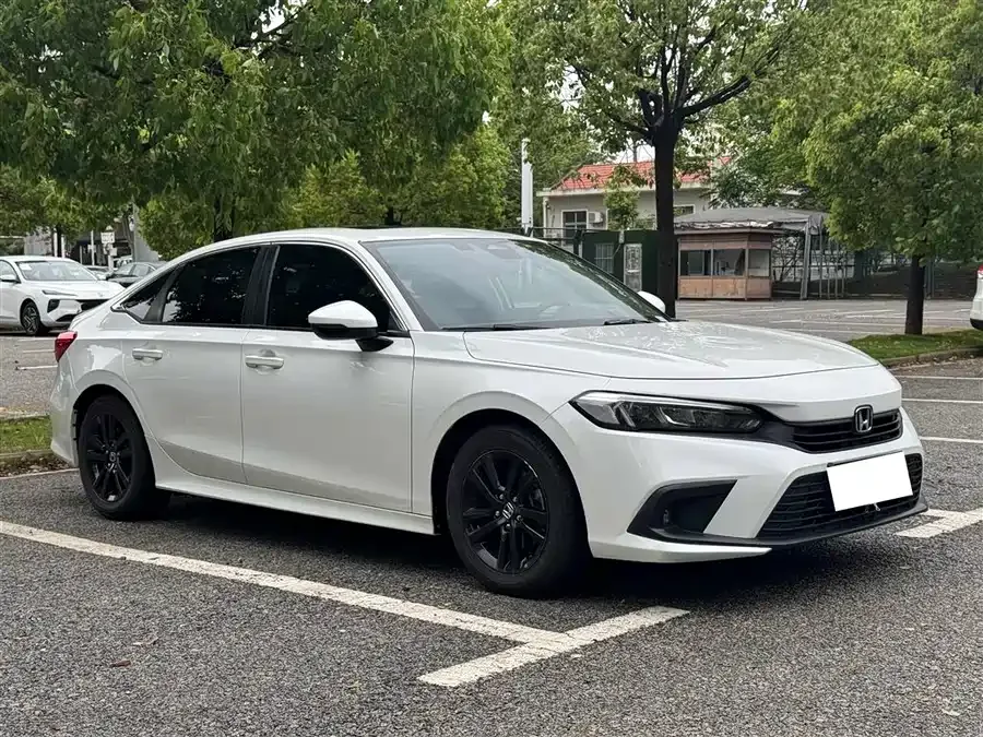 Honda Civic 2022 Civic 240TURBO CVT Dynamic Edition 2022 — миниатюра 3