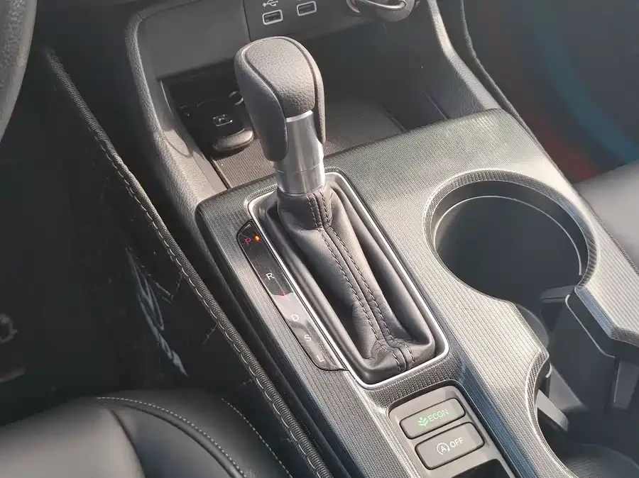 Honda Civic 2023 Civic 240TURBO CVT Sporty C-Stage Special Edition 2023 — миниатюра 5