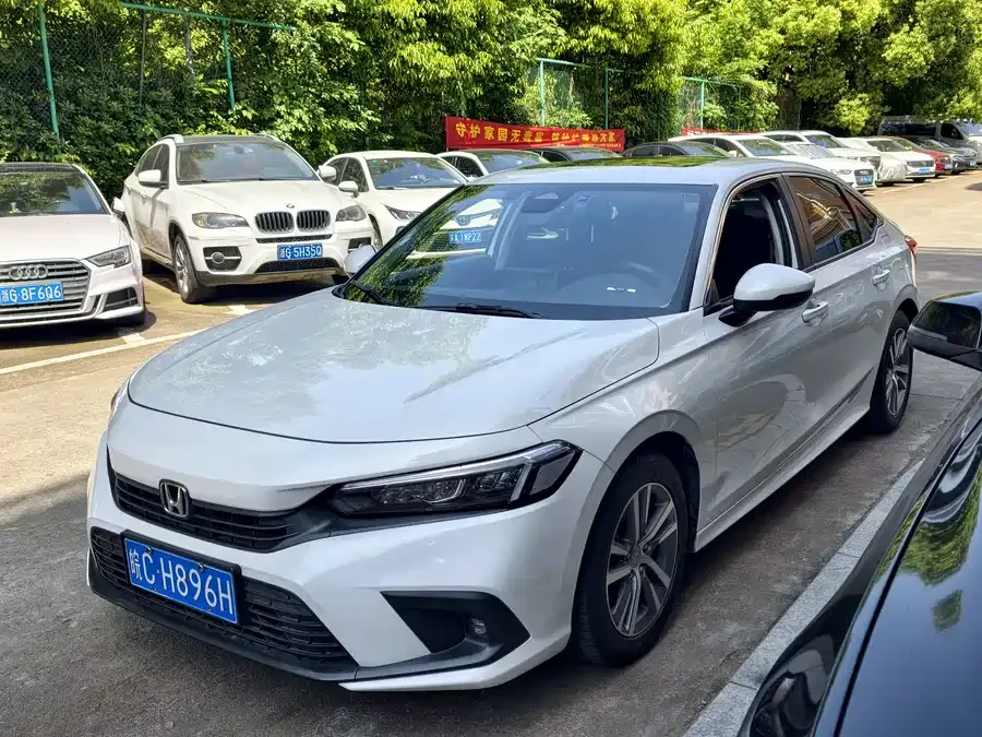 Honda Civic 2022 Civic 240TURBO CVT Ignition Edition 2022 — фото 1, купить с доставкой в Москву