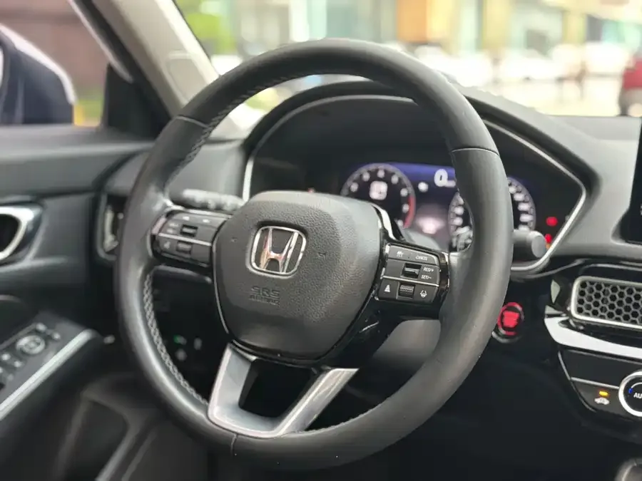 Honda Civic 2022 Civic 240TURBO CVT Power Control Edition 2022 — миниатюра 3