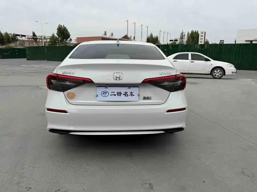 Honda Civic 2022 Civic 240TURBO CVT Dynamic Edition 2022 — миниатюра 2