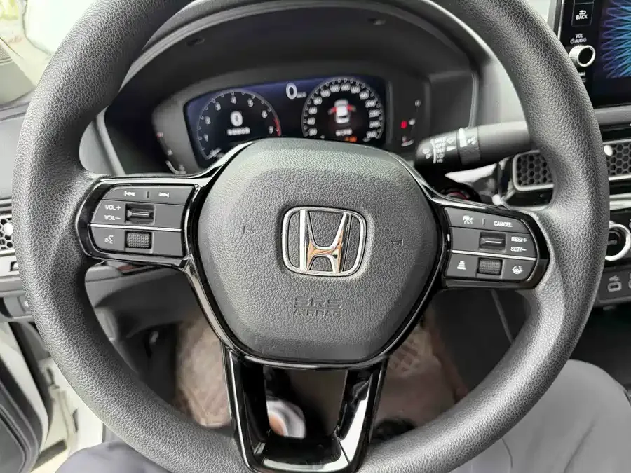 Honda Civic 2022 Civic 240TURBO CVT Dynamic Edition 2022 — миниатюра 4