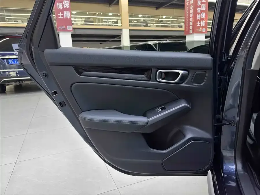 Honda Civic 2022 Civic 240TURBO CVT Power Control Edition 2022 — миниатюра 4
