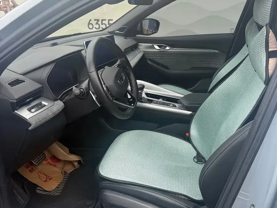 Geely Xingrui Xingrui 2023 2.0TD only available in green version 2023 — миниатюра 2