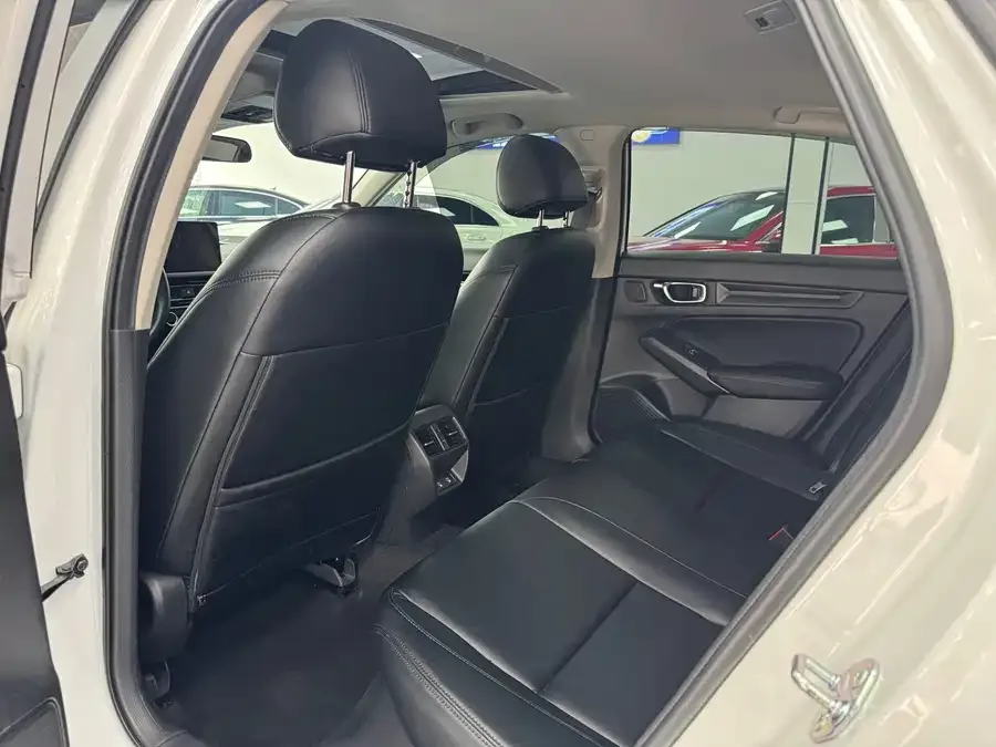 Honda Civic Civic 2025 240TURBO CVT Zhiqu Plus 2025 — миниатюра 3